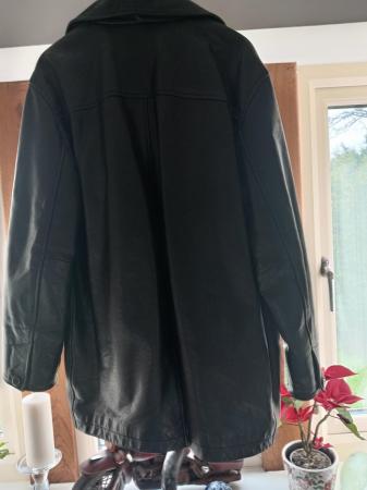 Image 3 of Men's leather jacket in black by Gap large 44