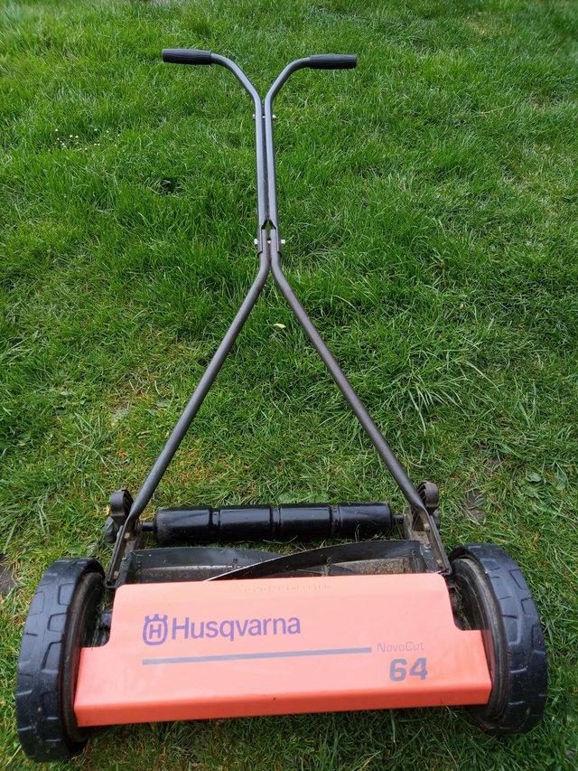 Preview of the first image of Lawn mower Husqvarna 64 manual.