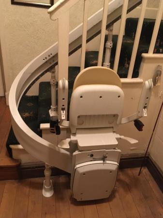 Image 2 of Acorn Stairlift- to fit curved stairway