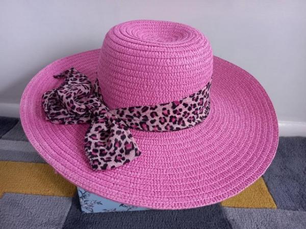 Image 2 of Ladies sun hats x 3 with wide brim