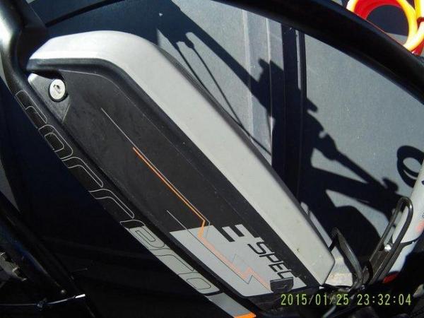 Image 3 of Halfords Carrera Vulcan Black/Grey ebike