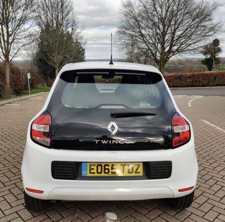 Image 3 of Renault Twingo 1.0 SCe Play Hatchback 5dr Petrol Manual Euro