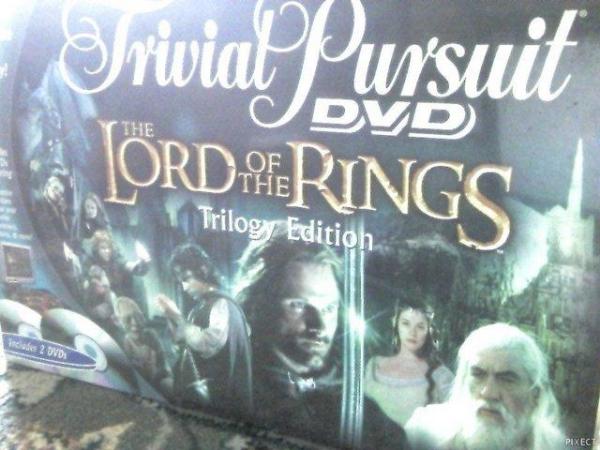 Image 2 of Lord of The Rings Trilogy Edition Trivial Pursuit DVD Board.