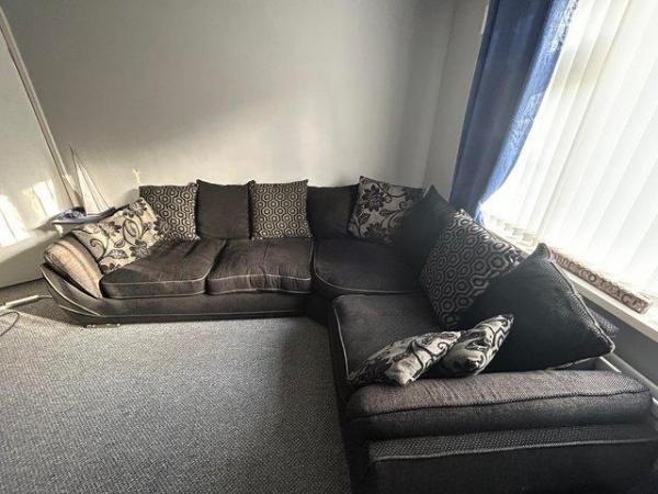 Image 3 of Black large fabric corner sofa