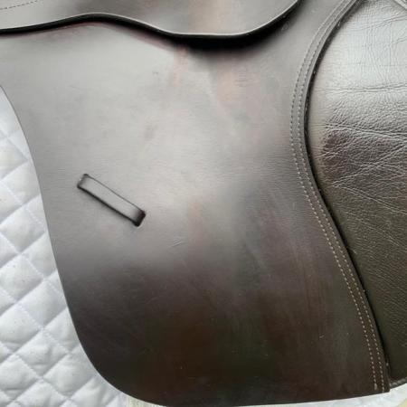 Image 9 of Kent and Masters 17.5 inch GP saddle