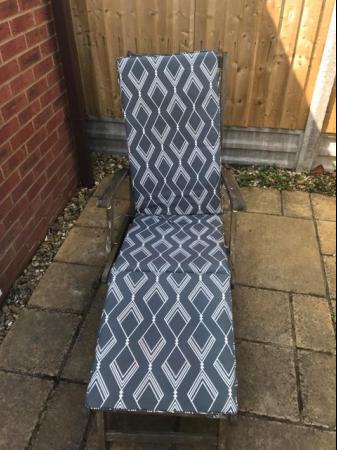 Image 2 of Wooden Sun Lounger with cushion (grey /white)