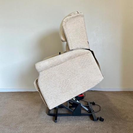 Image 12 of ELECTRIC MOBILITY RISER RECLINER CREAM CHAIR ~ CAN DELIVER