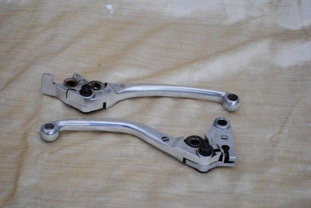 Image 2 of Triumph Sprint ST 1050 Brake and Clutch Levers