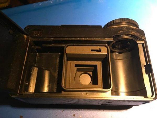 Image 4 of Kodak instamatic 33 camera with case