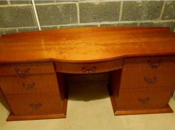 Image 2 of Vintage wooden dressing table/desk