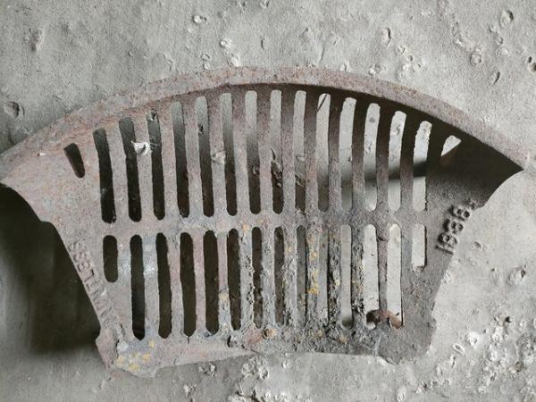 Image 2 of Fire grate for sale........