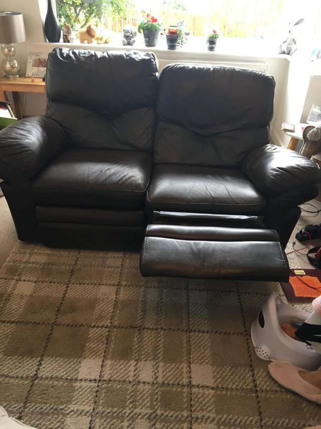 Preview of the first image of 2 leather sofas they are both recliners but one needs 2 cabl.