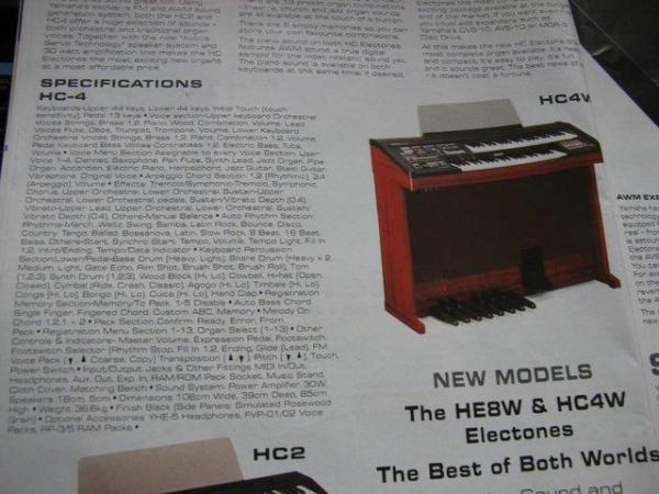 Image 2 of Yamaha Electone HC4W Multikeyboard/Organ