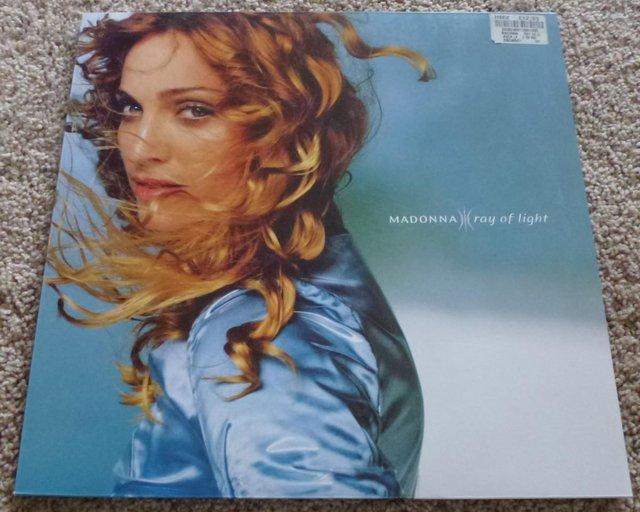 Preview of the first image of Madonna, Ray Of Light, double vinyl LP.