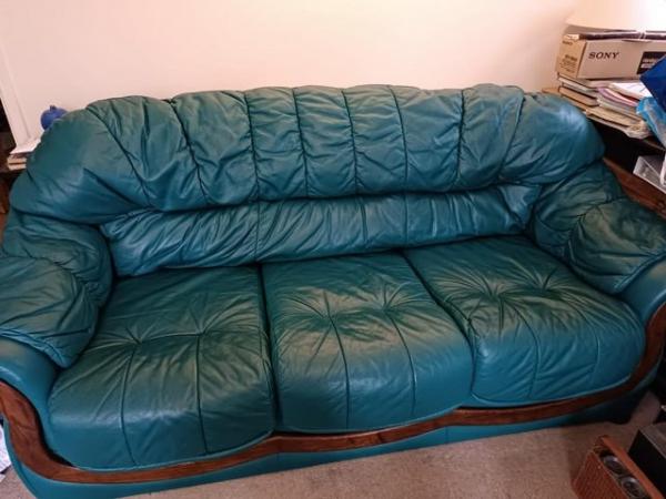 Image 1 of 3 piece suite sofa & 2 armchairs