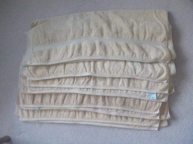 Preview of the first image of 5 Large CHORTEX Bath Sheets, Beige,& 2 L Facecloths BOLTON.