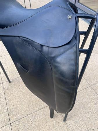 Image 3 of Black 17.5” Symonds Dressage Saddle