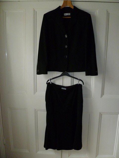 Preview of the first image of Gerry Weber black blazer and skirt suit (inc P&P).
