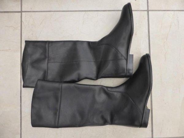 Image 2 of BLACK LEATHER LADIES FLAT BOOTS
