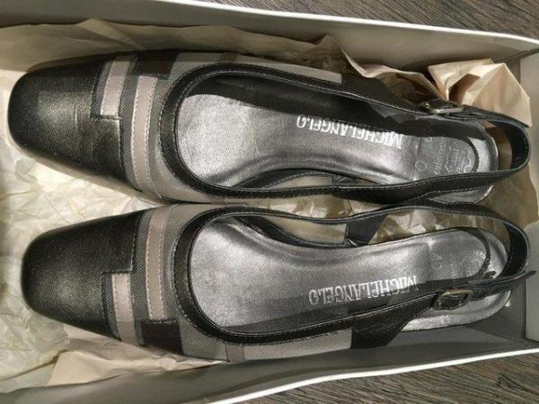 Image 3 of Ladies slingback leather sandals