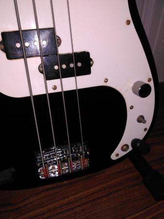 Image 2 of Fender Squire P-Bass - Black.