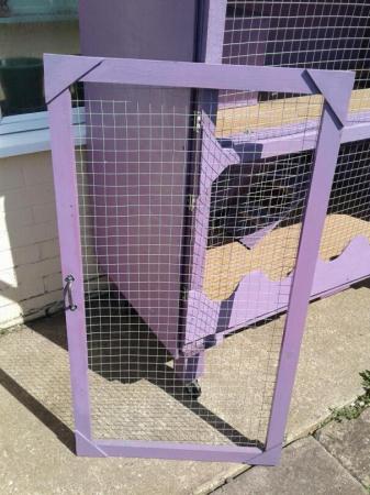 Image 5 of Large Purple Hutch for small pet - Reduced