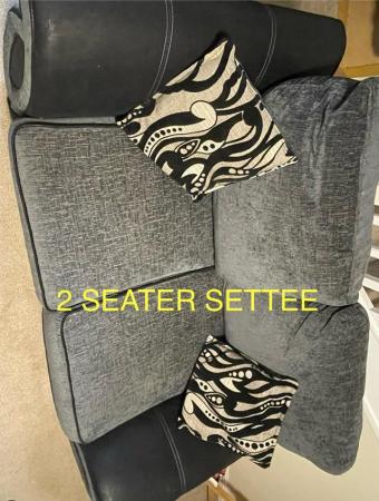 Image 2 of 2 seater settee and 2 seater cuddler from DFS