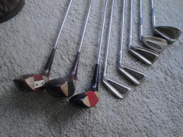 Image 3 of 8 Golf Clubs & Bag. Used. Right handed L63-69