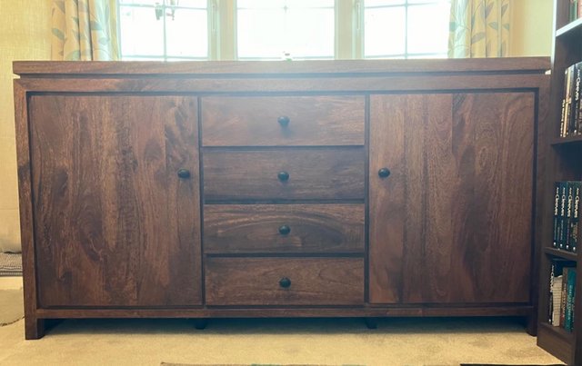 Image 2 of Solid wood sideboard, 2 doors, 4 drawers