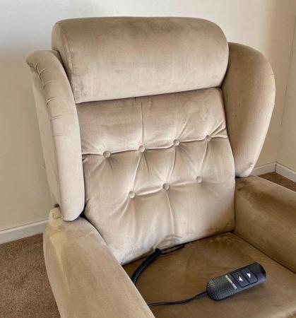 Image 3 of LUXURY ELECTRIC RISER RECLINER BROWN CHAIR ~ CAN DELIVER