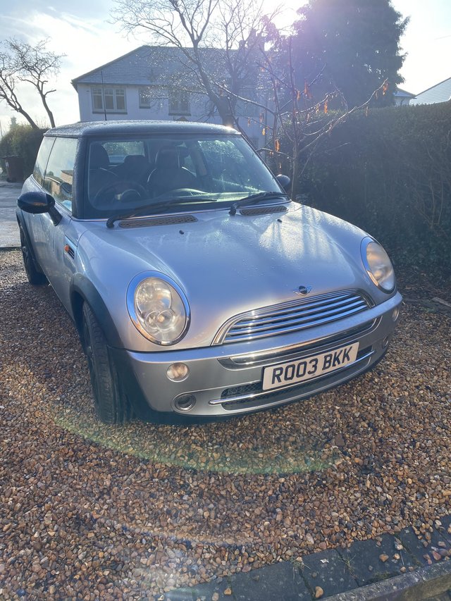 Preview of the first image of Mini Cooper 1.6 petrol 2003.