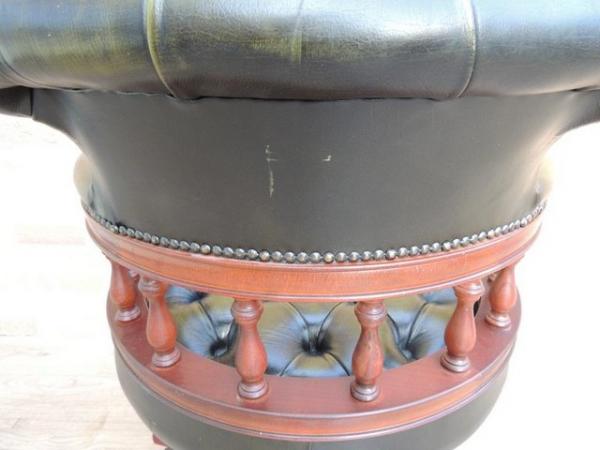 Image 13 of Antique Green Fully Buttoned Captains Chair (UK Delivery)