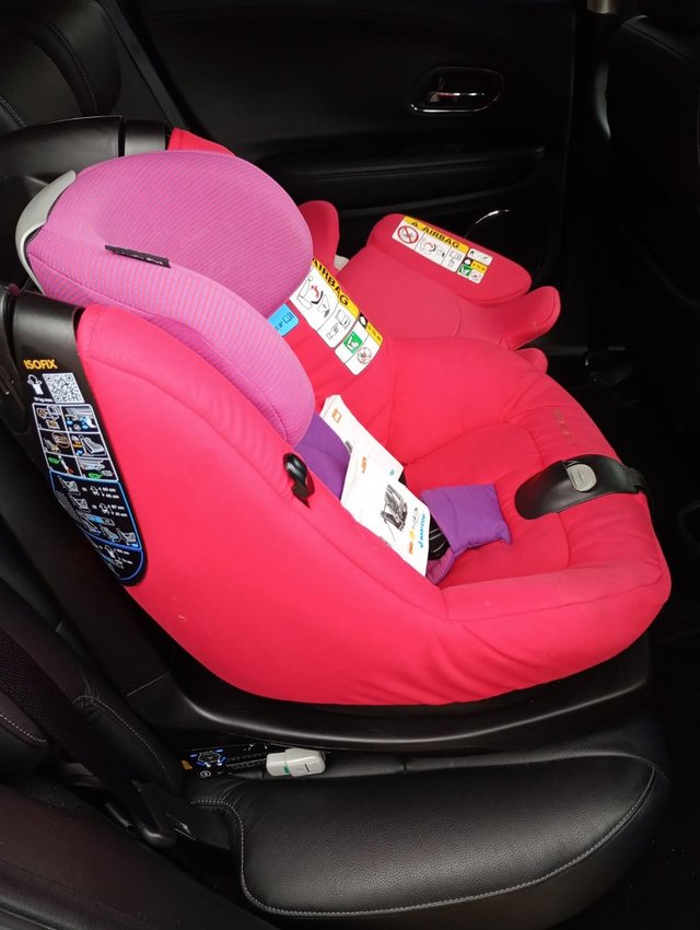 Preview of the first image of Baby plus car seat forward reverse tilt side swivel.