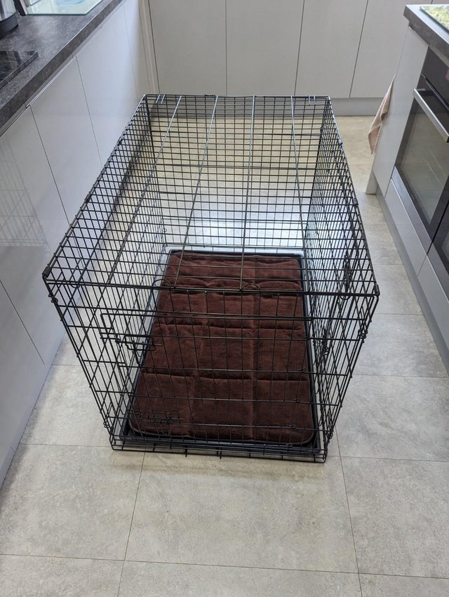 Preview of the first image of dog cage with mat xlarge.