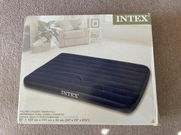 Image 2 of INFLATABLE DOUBLE MATTRESS BY INTEL