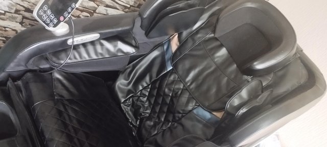 Preview of the first image of V comfort massage chair.