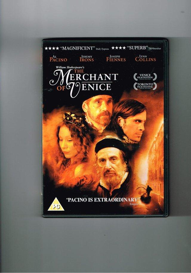 Preview of the first image of THE MERCHANT OF VENICE - AL PACINO, JEREMY IRONS.