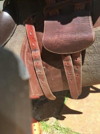 Image 8 of 17.5” BATES brown AP saddle, adjustable gullet, VGC, £500