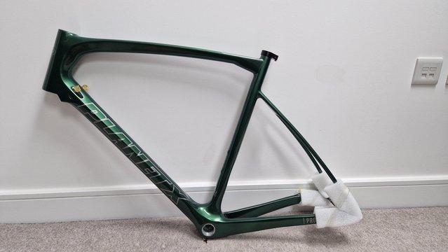 Preview of the first image of Planet X Pro Carbon Green Large 56cm.