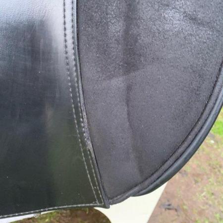Image 10 of Thorowgood T4 17.5 inch cob saddle (S2970)