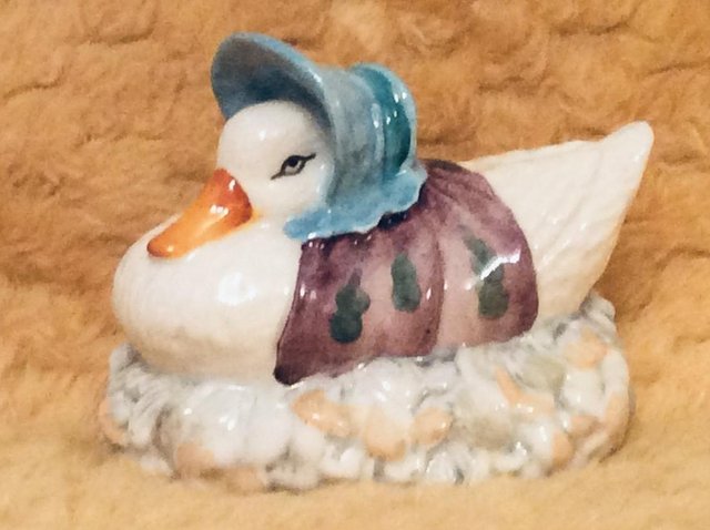 Preview of the first image of Beatrix Potter’s Jemima Puddleduck Made a Nest.