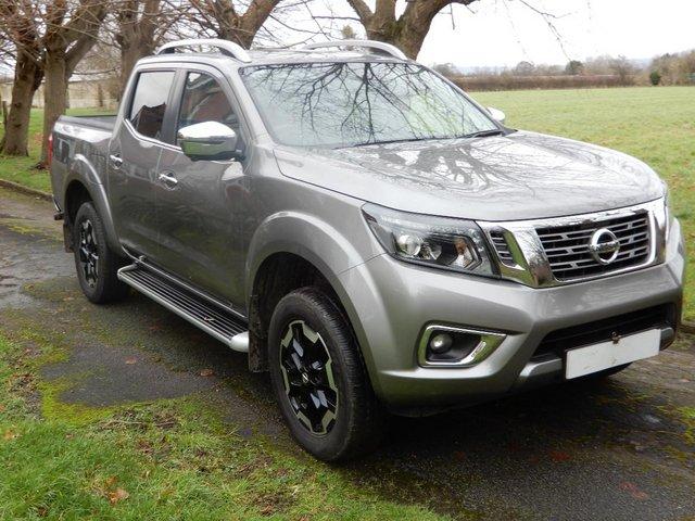 Preview of the first image of NISSAN NAVARA 2.3 DCI TEKNA PICK UP.