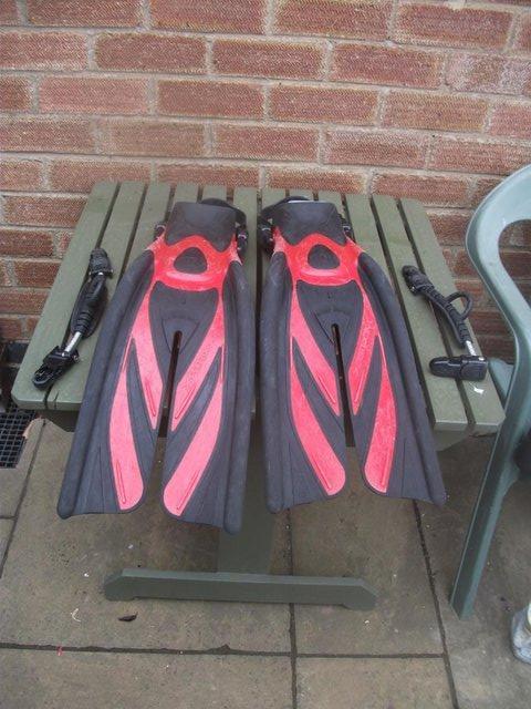 Preview of the first image of TUSA XPERT ZOOM SPLIT DIVE FINS.