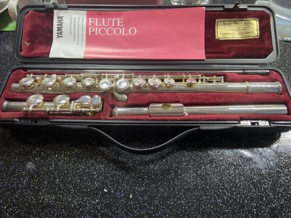 Image 1 of Yamaha flute complete with case