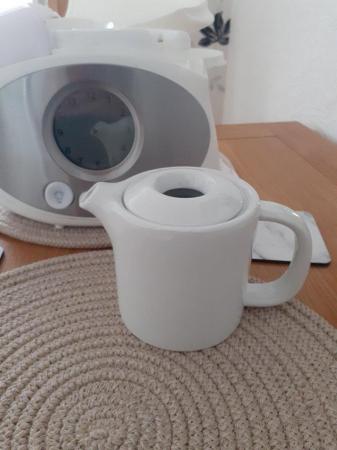 Image 3 of Teasmade made by Swan.........