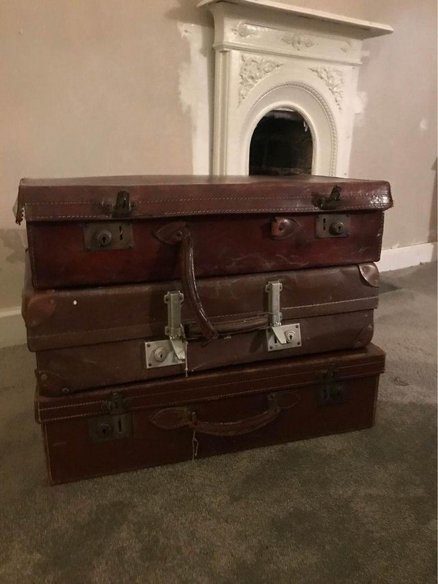 Preview of the first image of Set of 3 vintage suitcases.