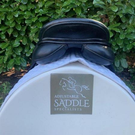 Image 16 of Kent and Masters 17.5 inch gp saddle