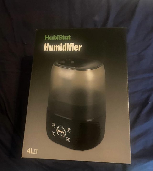 Preview of the first image of Habistat humidifier 4ltr.