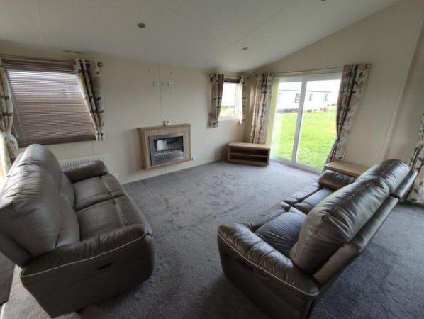 Image 5 of Willerby Clearwater for sale £69,995 on Blue Dolphin