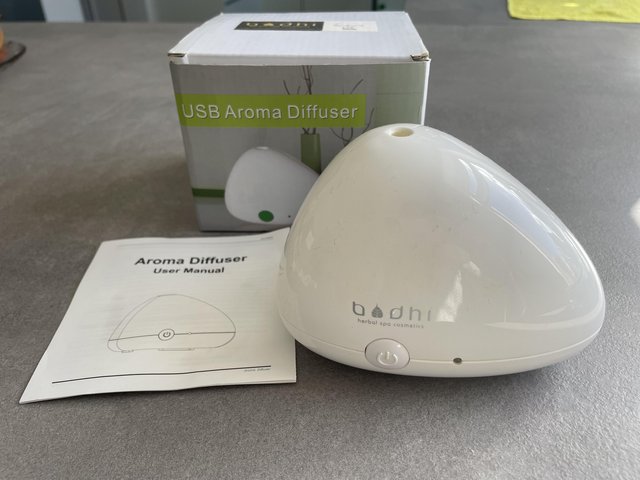 Preview of the first image of USB Aroma Diffuser (Portable).